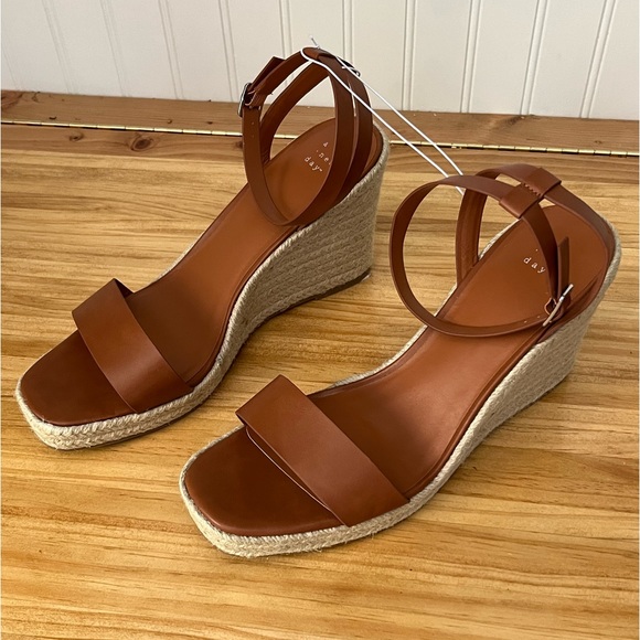 a new day Brown Textured Wedge Heels Size 12 - Picture 2 of 8